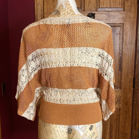 Kerisma Lightweight camel Creme open Knit Sweater Kimono Oversized sleeve M/L - Picture 7 of 9
